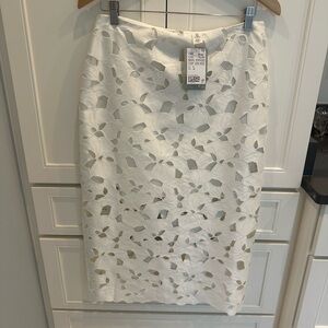 H & M White Floral Lace Skirt